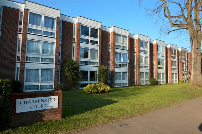 1 Bedroom Flat To Rent In Lovelace Gardens, Surbiton, KT6
