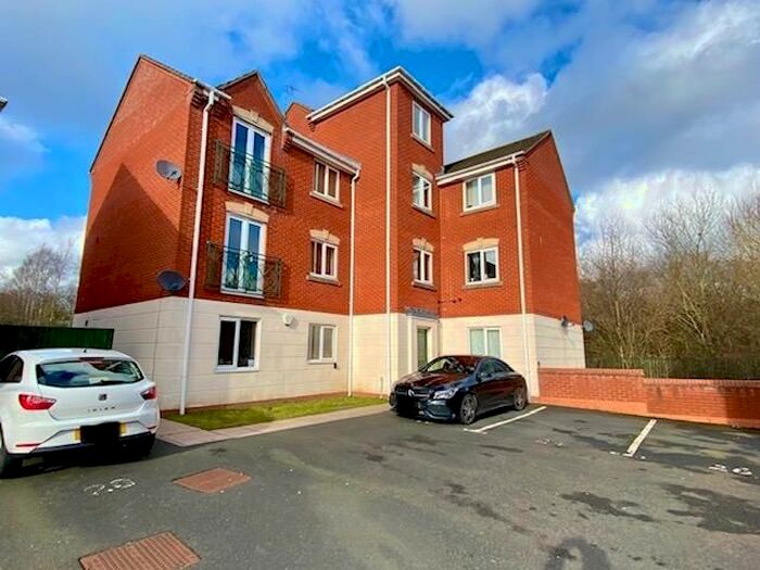 2 Bedroom Flat To Rent In Grayling Walk, Wolverhampton, WV10