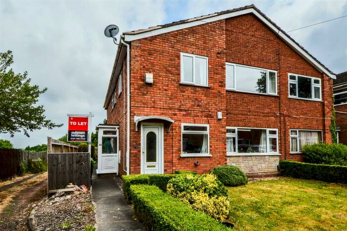 2 Bedroom Maisonette To Rent In Barron Road, Northfield, Birmingham, West Midlands, B31