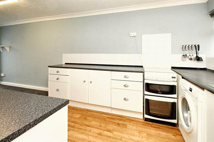 3 Bedroom Terraced House For Sale In Nether Priors, Basildon, SS14