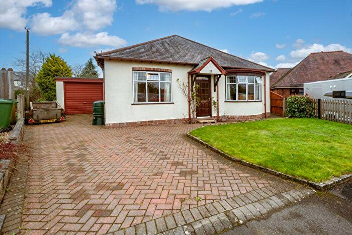 4 Bedroom Bungalow For Sale In The Crescent, Hagley, DY8