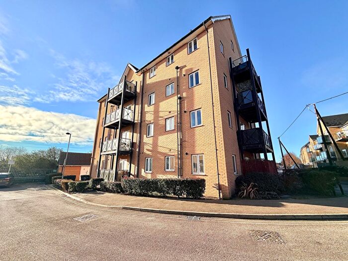 2 Bedroom Flat To Rent In Clay Mills Court, Thomas Way, CM7