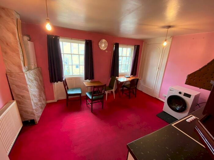 1 Bedroom Flat To Rent In Montpelier Road, City Centre, Brighton, BN1