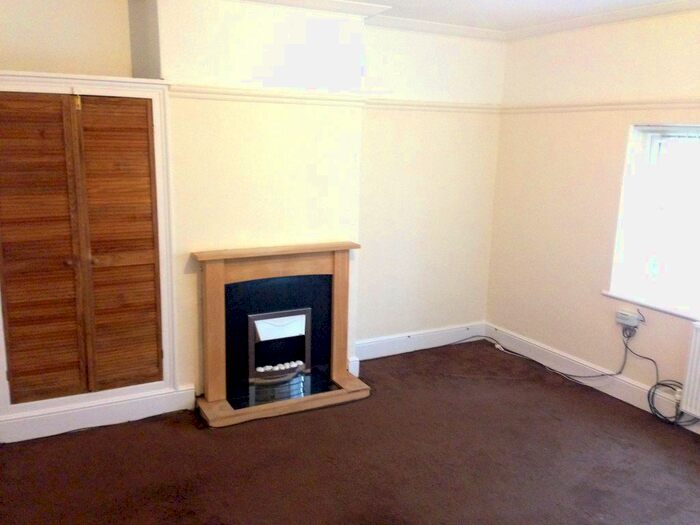 Studio To Rent In Flat, Doncaster, South Yorkshire, DN2