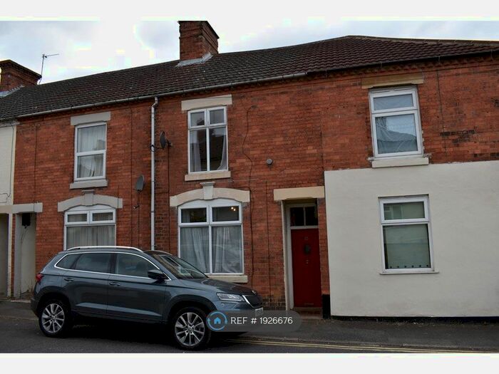 2 Bedroom Terraced House To Rent In Cross Street, Kettering, NN16