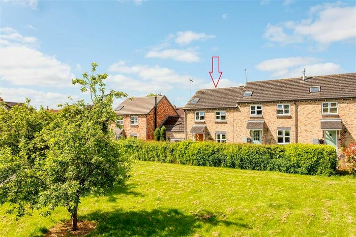 3 Bedroom Terraced House For Sale In The Paddock, Fangfoss, York, YO41