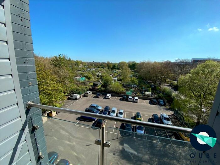 2 Bedroom Flat To Rent In Merebank Tower, Greenbank Drive, Liverpool, L17