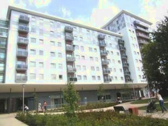 2 Bedroom Flat To Rent In Beckett House, New Road, Brentwood, Essex, CM14