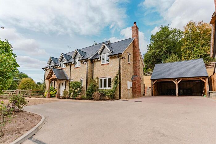 4 Bedroom Detached House For Sale In Moreton Morrell Lane, Lighthorne, CV35