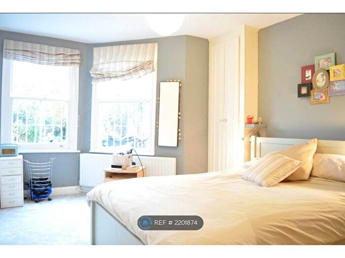 2 Bedroom Flat To Rent In Clapham, Clapham, SW4