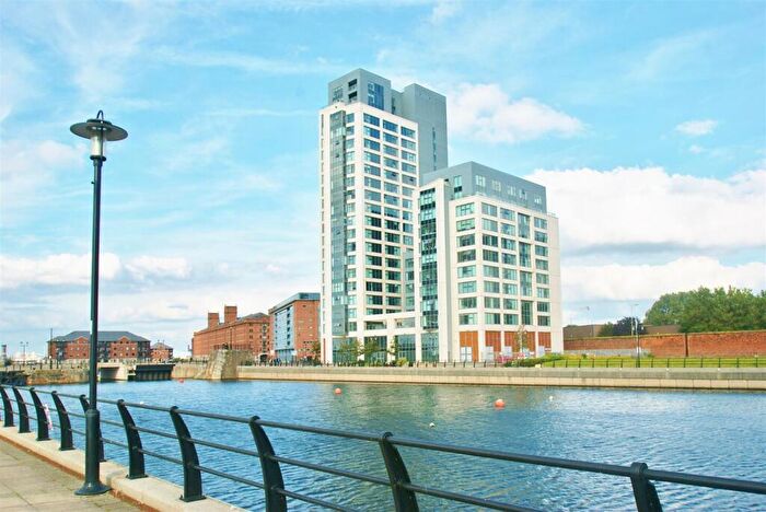 2 Bedroom Apartment To Rent In Princes Dock, William Jessop Way, L3