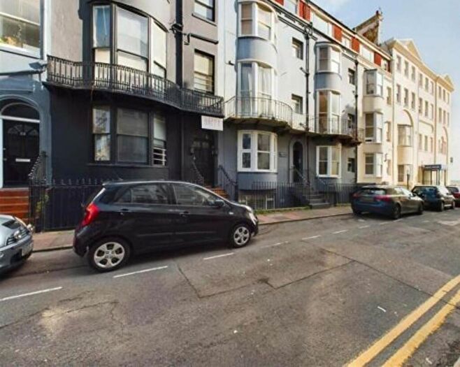 2 Bedroom Apartment To Rent In Broad Street, Brighton, BN2