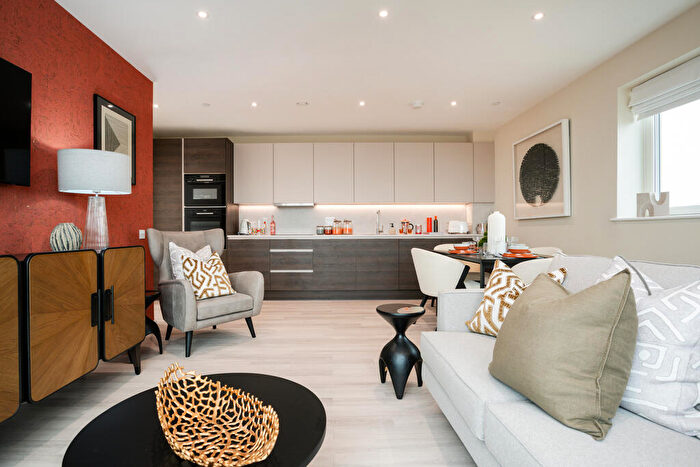 2 Bedroom Apartment For Sale In Carlton Vale London, NW6