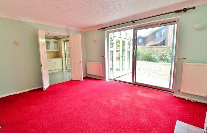 4 Bedroom Detached House For Sale In Marks Tey Road, Stubbington, Fareham, PO14
