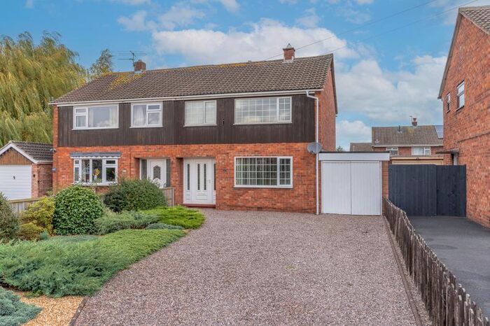 3 Bedroom Semi-Detached House To Rent In Leaton Drive, Wellington, Telford, TF1