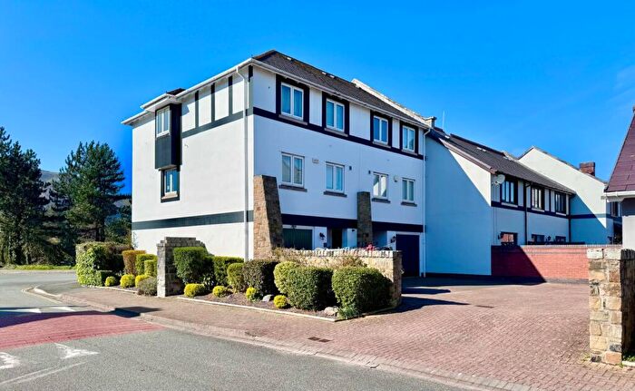 4 Bedroom End Of Terrace House For Sale In Meirion Drive, Conwy, LL32