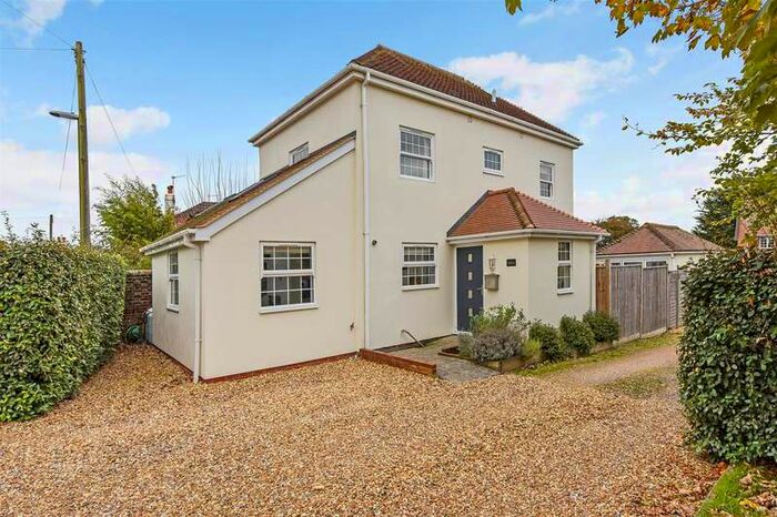 4 Bedroom Detached House For Sale In Crossbush Lane, Crossbush, Arundel, BN18