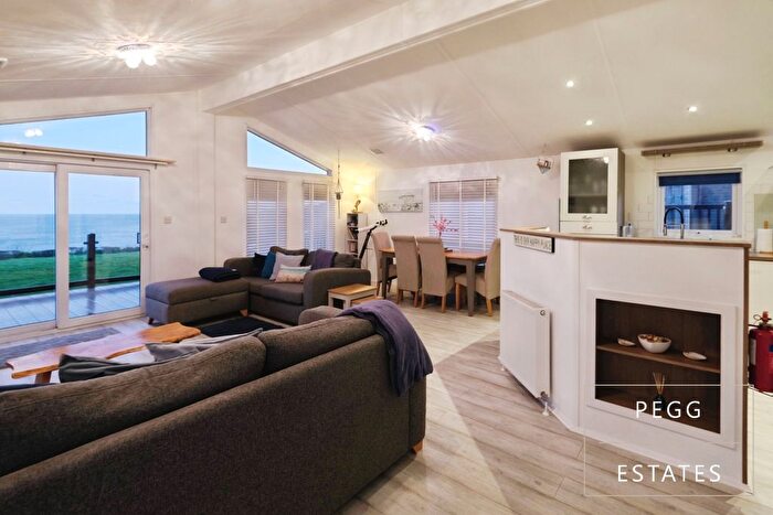 2 Bedroom Park Home For Sale In Loxley's Devon Lodge, Brixham, TQ5