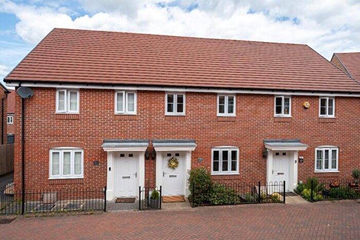 3 Bedroom Terraced House For Sale In Woodpecker Drive, Hemel Hempstead, Hertfordshire, HP3