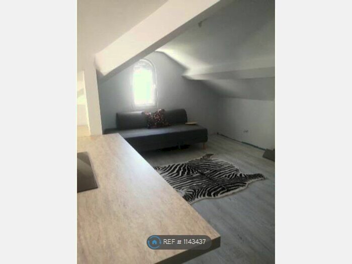 2 Bedroom Flat To Rent In Grove Park, Liverpool, L8