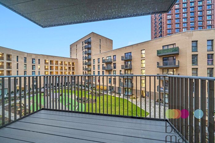 2 Bedroom Apartment To Rent In Hendon Waterside, Moorhen Drive, Hendon, NW9