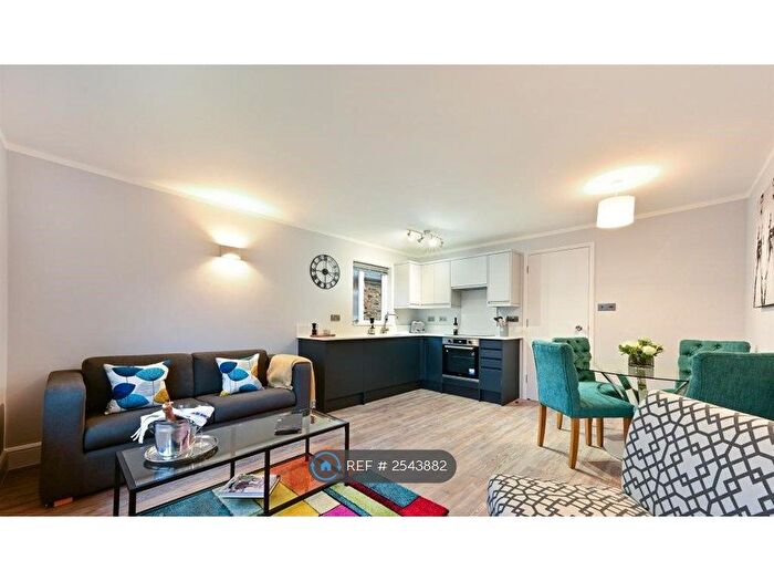 1 Bedroom Flat To Rent In Rothschild Road, London, W4