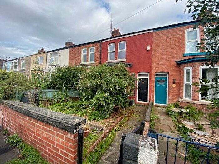 2 Bedroom House To Rent In Danforth Grove, Levenshulme, Manchester, M19