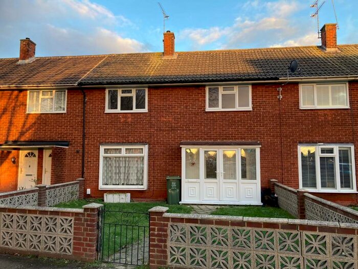 3 Bedroom House To Rent In Fryerns, Basildon, SS14