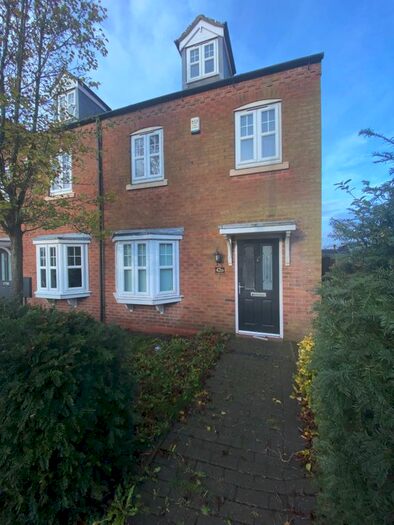 3 Bedroom Terraced House To Rent In Eastoft Road, Crowle, DN17