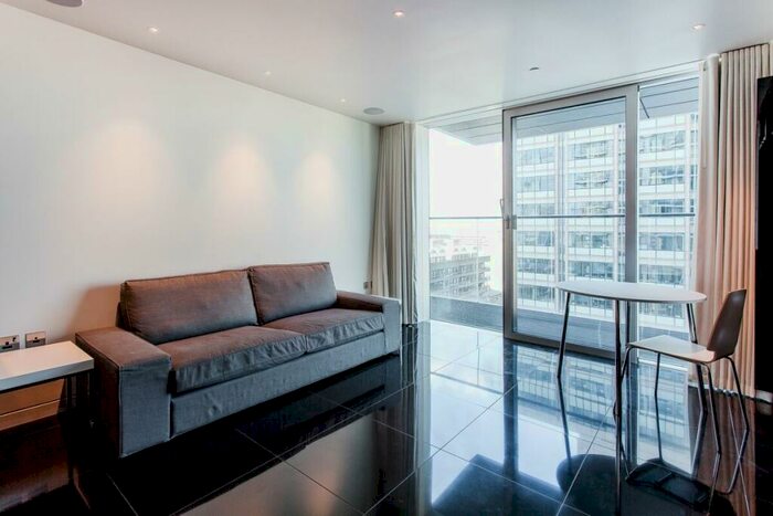 Apartment To Rent In The Heron, EC2Y