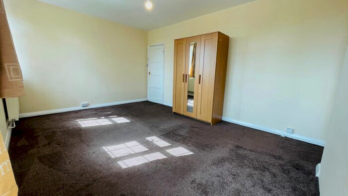 2 Bedroom Flat To Rent In Greenford Road, Greenford / Sudbury Hill UB6