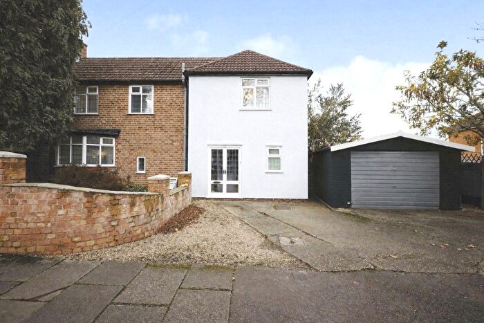 3 Bedroom Semi Detached House For Sale In Stot Fold Road, Birmingham, West Midlands, B14