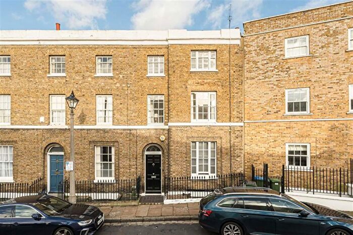 4 Bedroom Property For Sale In Royal Place, Greenwich, SE10