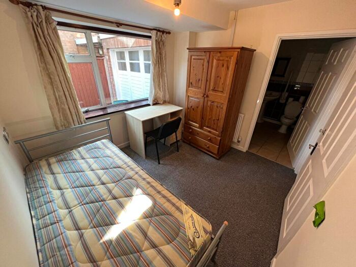 5 Bedroom Detached House To Rent In St Helens Road, Leamington Spa, CV31
