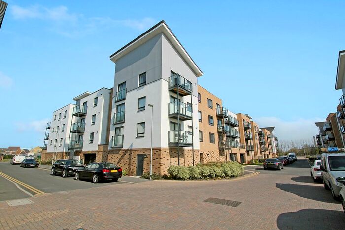 2 Bedroom Flat To Rent In Creek Mill Way, Dartford, DA1