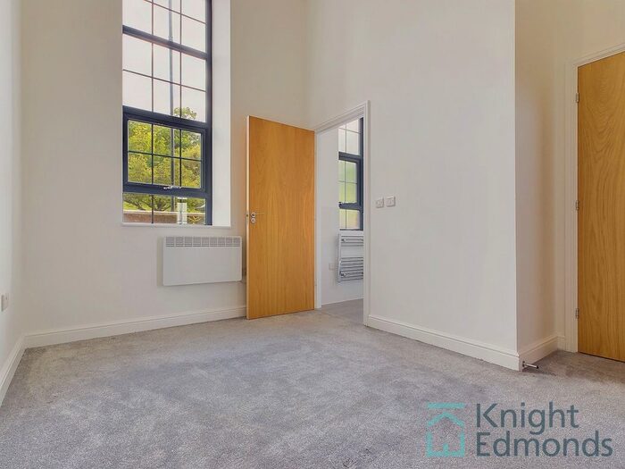 1 Bedroom Flat To Rent In New Road, St. Bartholomews Place New Road, ME1