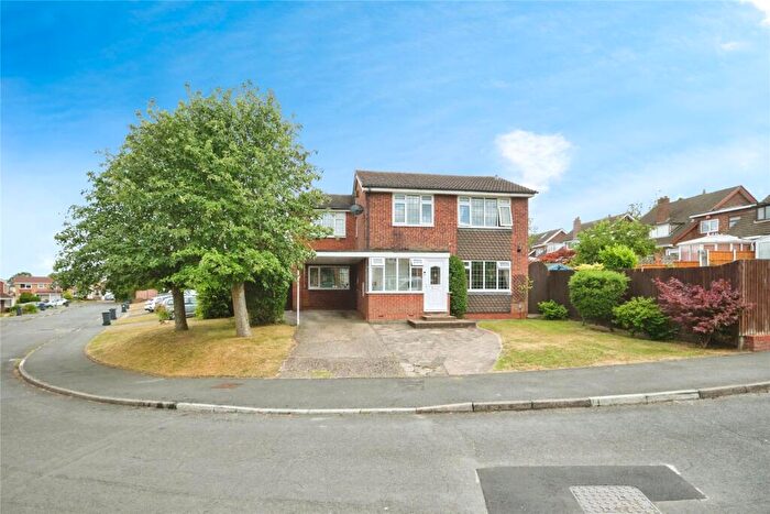 5 Bedroom Detached House For Sale In Paddock Drive, Birmingham, West Midlands, B26