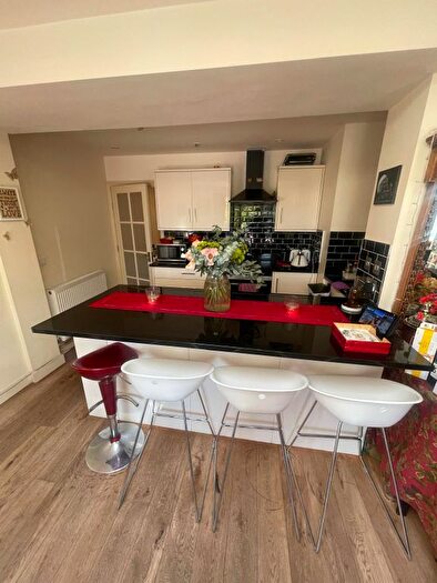 1 Bedroom Flat To Rent In Broxholm Road, London, SE27