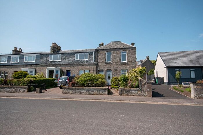 2 Bedroom Flat To Rent In Pettycur Road, Kinghorn, KY3