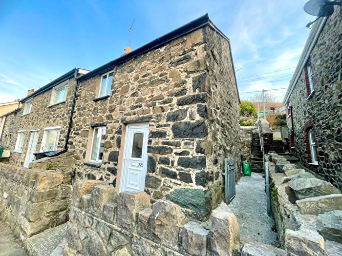 2 Bedroom Property To Rent In High Street, Penmaenmawr, Penmaenmawr, LL34