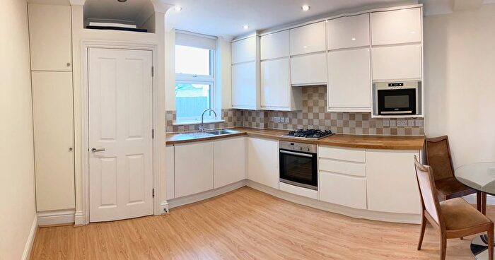 1 Bedroom Flat To Rent In Crouch Hill, London, N4