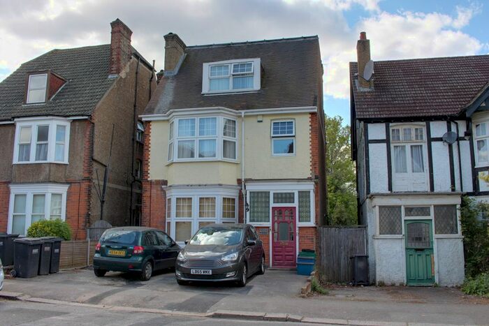1 Bedroom Flat To Rent In Mayfield Road, South Croydon, CR2