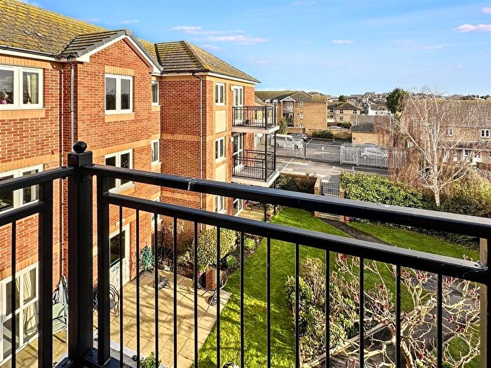 1 Bedroom Flat For Sale In Hardy's Court, Dorchester Road, Lodmoor, Weymouth, Dorset, DT4