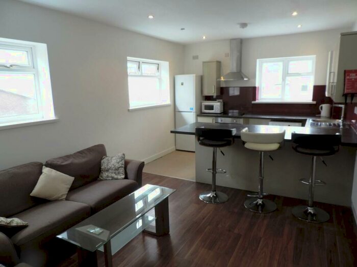 4 Bedroom House To Rent In Wyeverne Road, First Floor Flat, Cathays, Cardiff, CF24