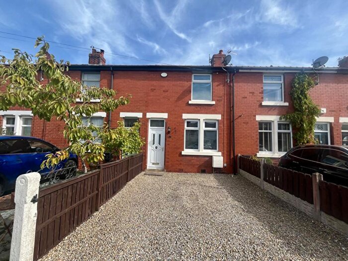 2 Bedroom Terraced House For Sale In Kirkham Road, Freckleton, Preston, PR4