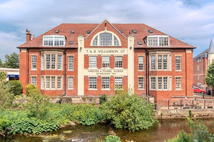 2 Bedroom Flat For Sale In Low Skellgate Close, Ripon, North Yorkshire, HG4