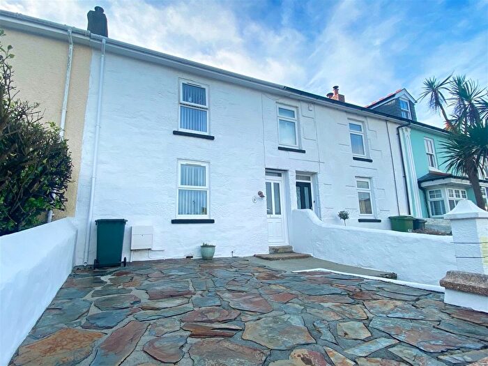 3 Bedroom Terraced House For Sale In Commercial Road, Hayle, TR27