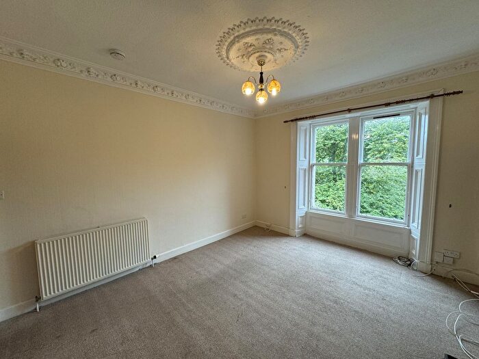 2 Bedroom Flat To Rent In /, Roseangle, Dundee, DD1