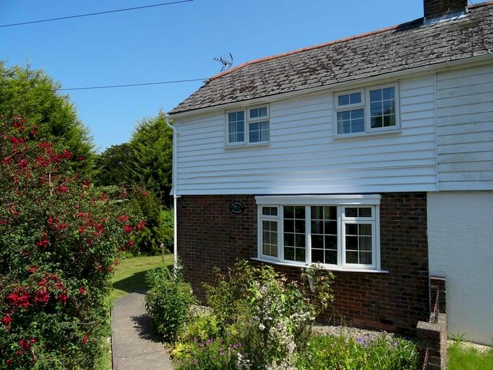 2 Bedroom End Of Terrace House To Rent In Silverhill Cottages, Hurst Green, East Sussex TN19