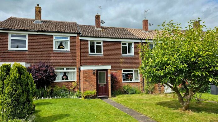 3 Bedroom Terraced House For Sale In Cedar Drive, Kingsclere, RG20